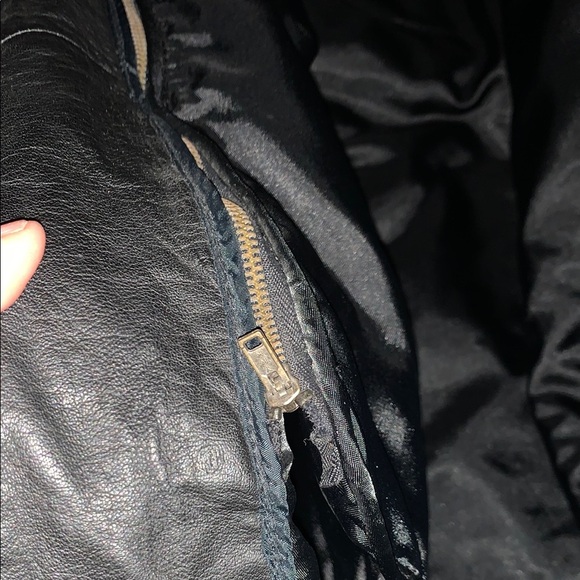 Vintage EUC Women's Black Leather Coat/Trench by Pelle Studio - Picture 6 of 16